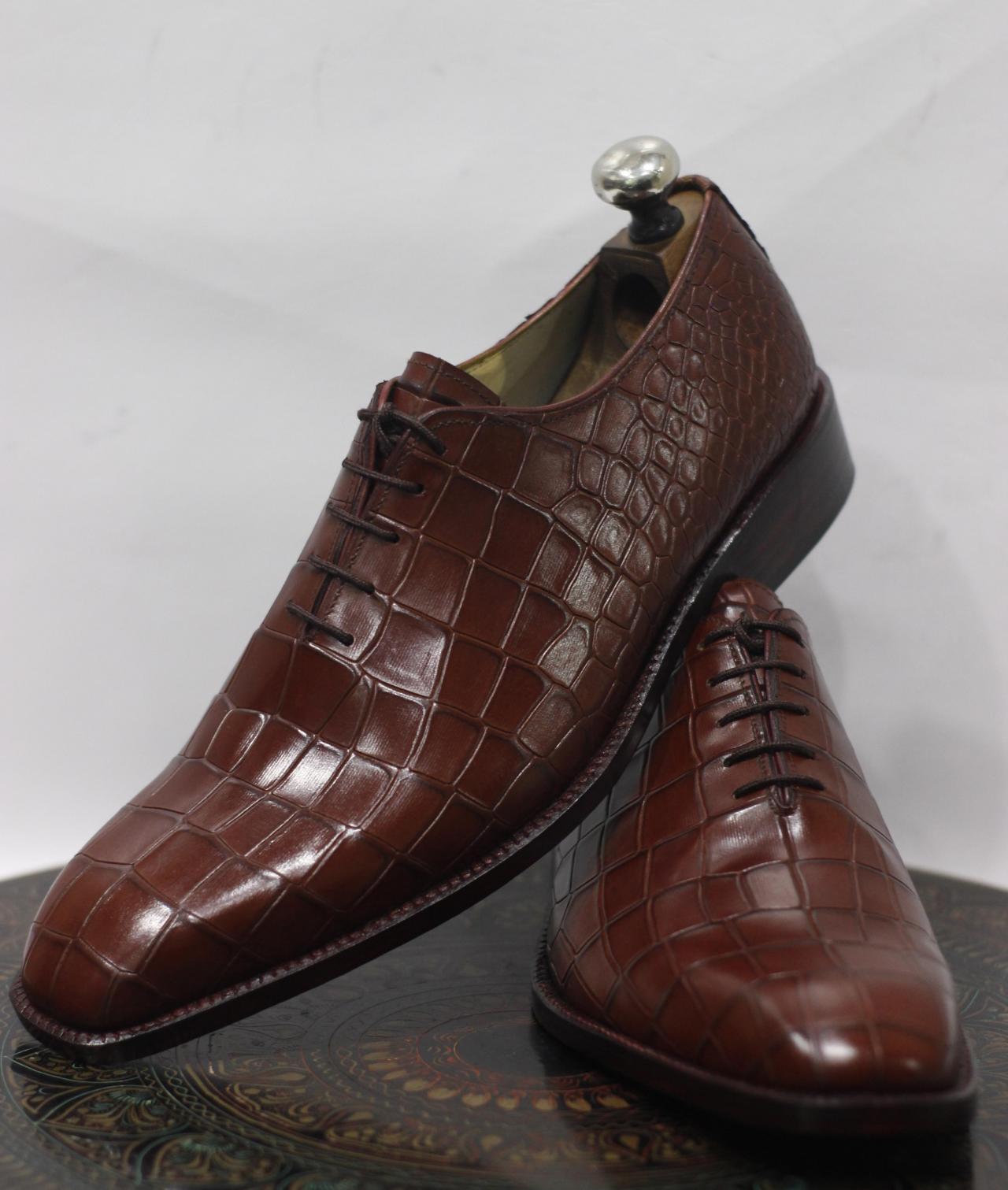Men's Handmade Burgundy Crocodile Textured Leather Lace Up Stylish Dress & Formal Wear Shoes