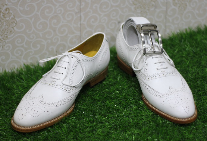 New Handmade Mens Shoes White Leather Wingtip Lace Up Dress and Casual Boots