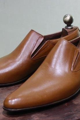 Men's New Handmade Formal Leather Shoes Tan Leather Loafers Stylish Slip On Dress & Casual Wear Shoes